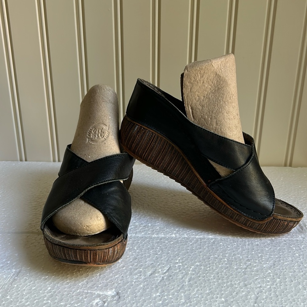 GARDA women Leather crisscross wedge slip on sandal black brown womens size 5